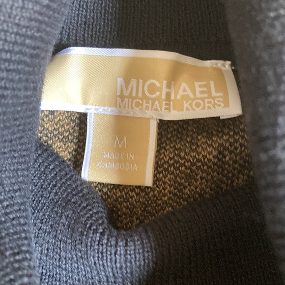 Michael Kors turtle neck brown and black sweater - Picture 2 of 4